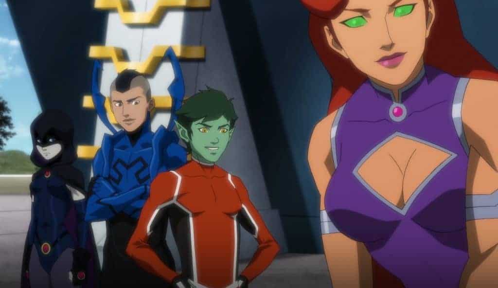 Starfire gère est ici la chef des Teen Titans