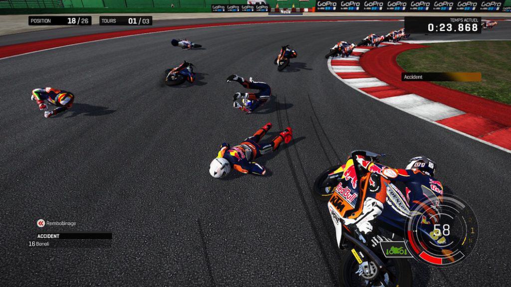 MotoGP 17 - J'ai dit que je ne faisais pas QUE tomber, pas que je tombais pas hein.