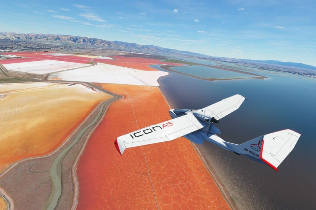 Un avion survolant la côté Flight Simulator 2020