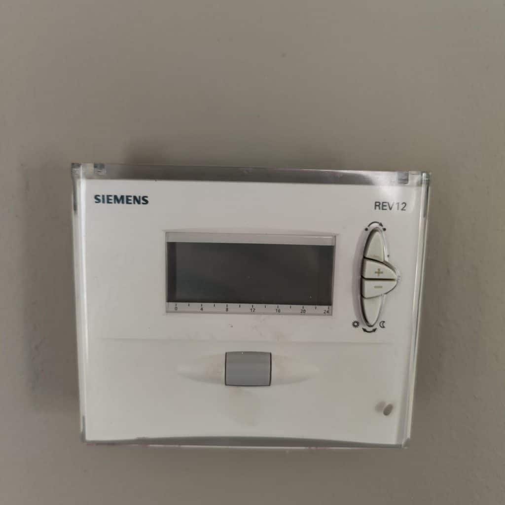 Mon vieux thermostat avec un look vintage