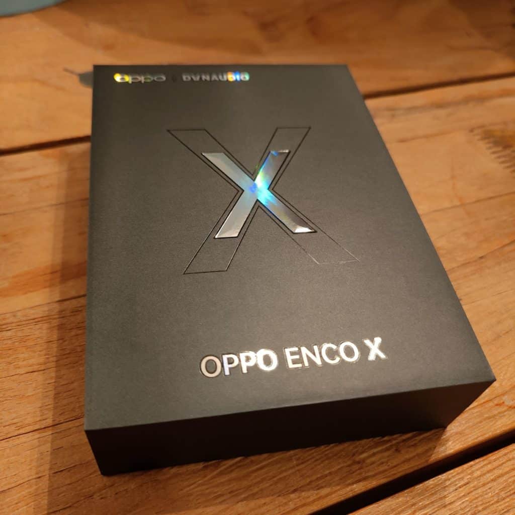La boite de l'Oppo Enco X est assez réussie