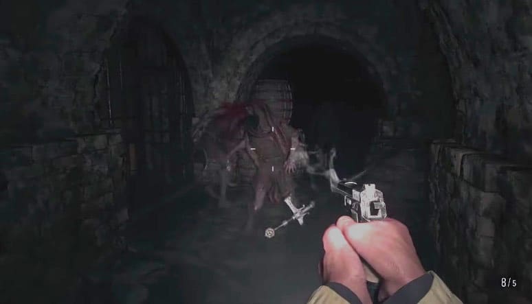 J'ai du mal à me sentir dans un "vrai" Resident Evil avec cette vue FPS
