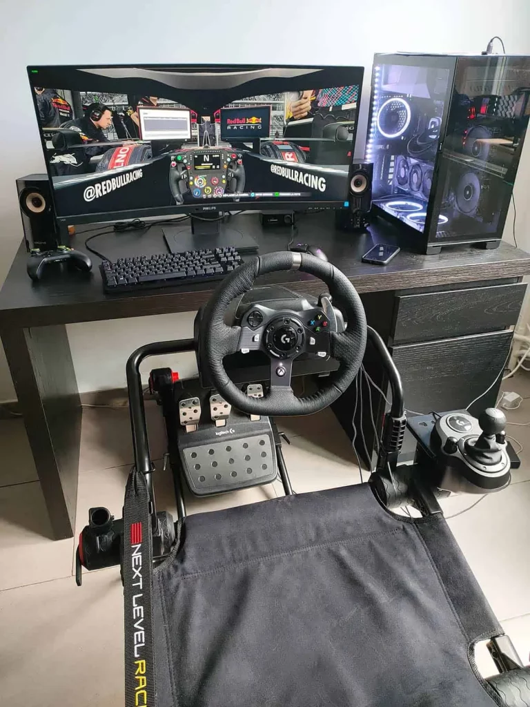 Le F-GT Lite de chez Next Level Racing, le cockpit Sim Racing
