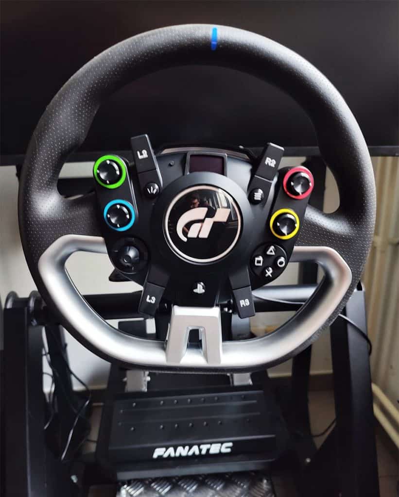 Le roue de volant du Gran Turismo DD Pro